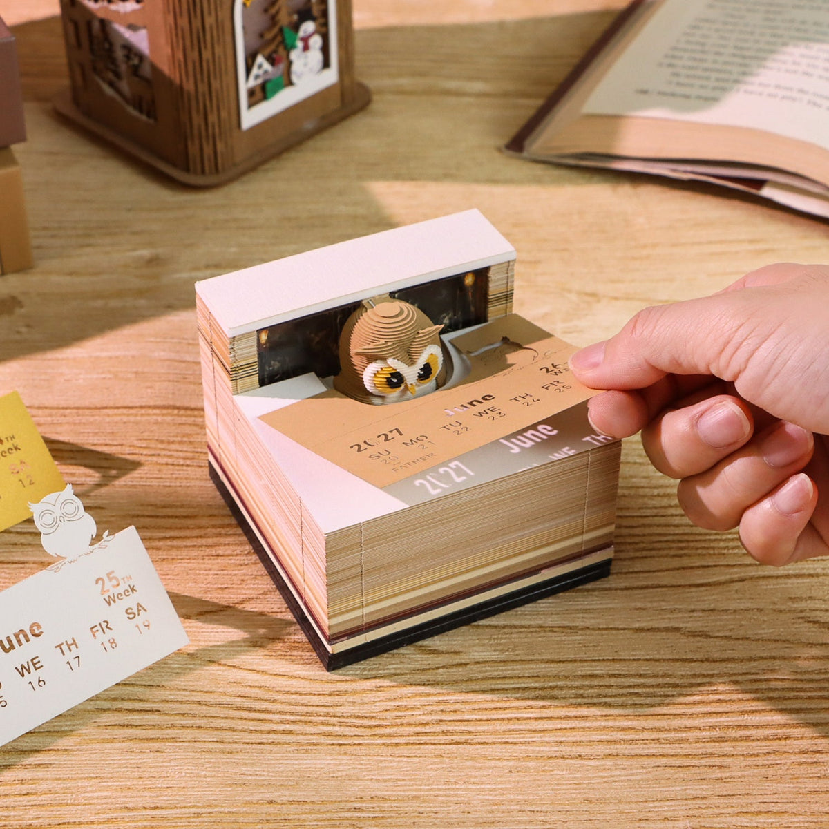 3D Calendar 2027 - Magic Owl - 3D Calendar